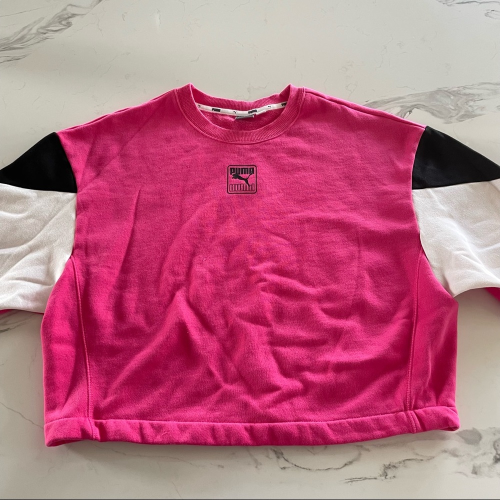 NWOT Balloon Sleeve Puma Sweatshirt